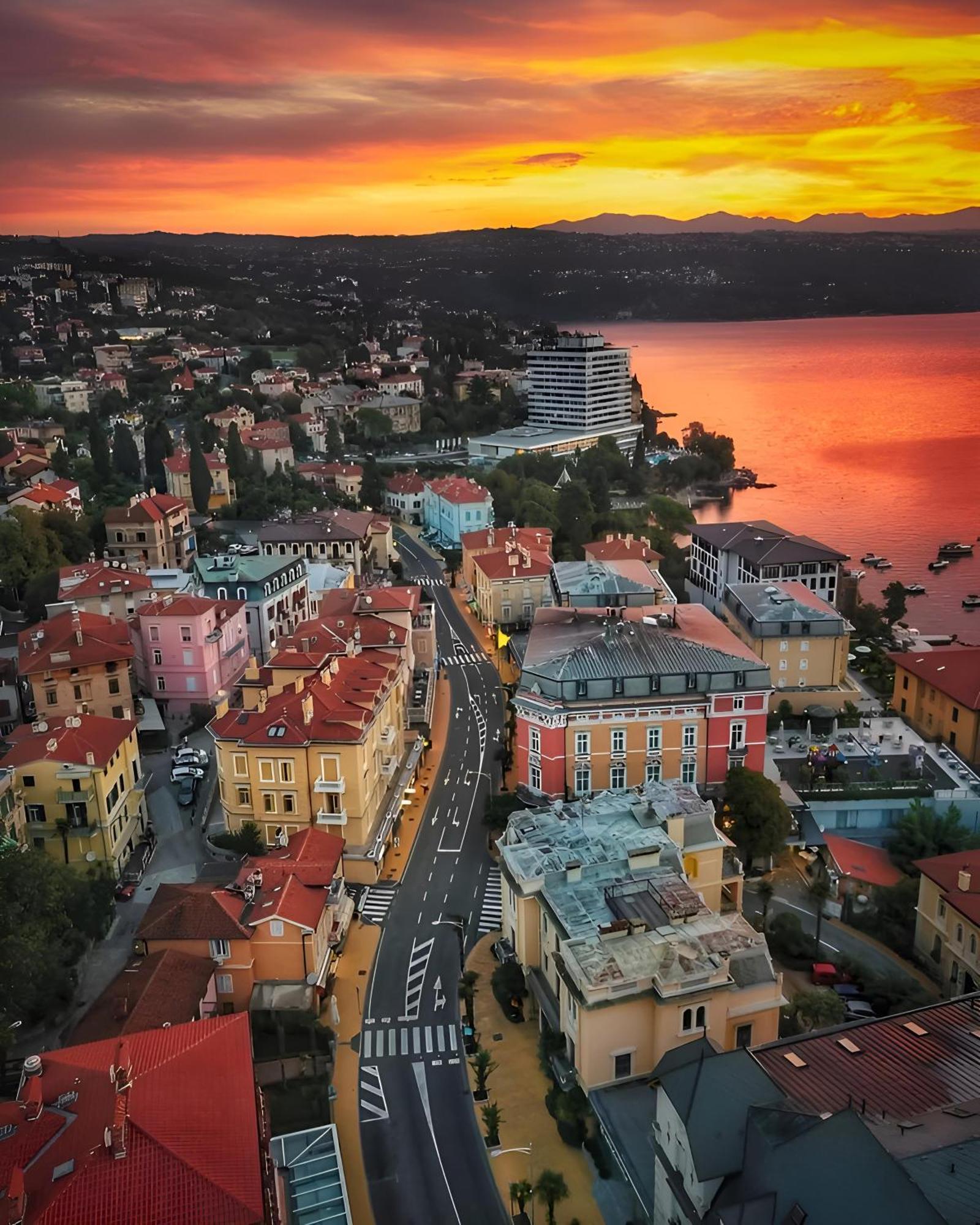 Apartment Feria 1 Opatija Eksteriør bilde